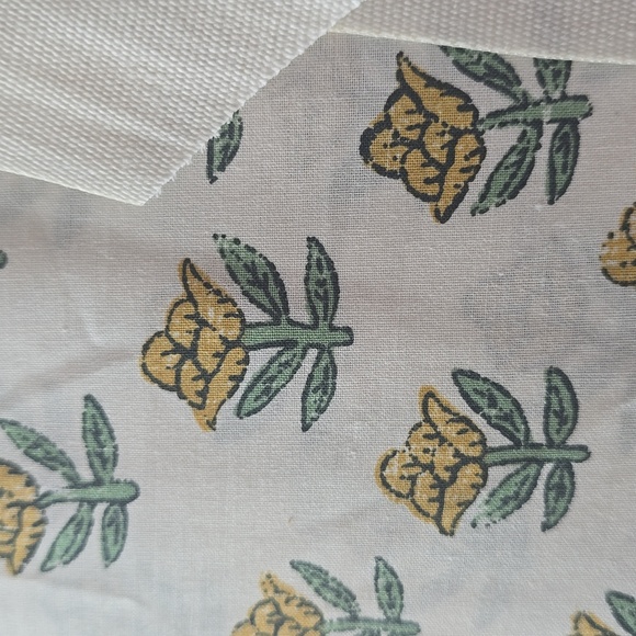 $West Elm Begonia Sheet Set, Queen, Color Dijon, Retail Price $139.00 USD - Picture 10 of 16